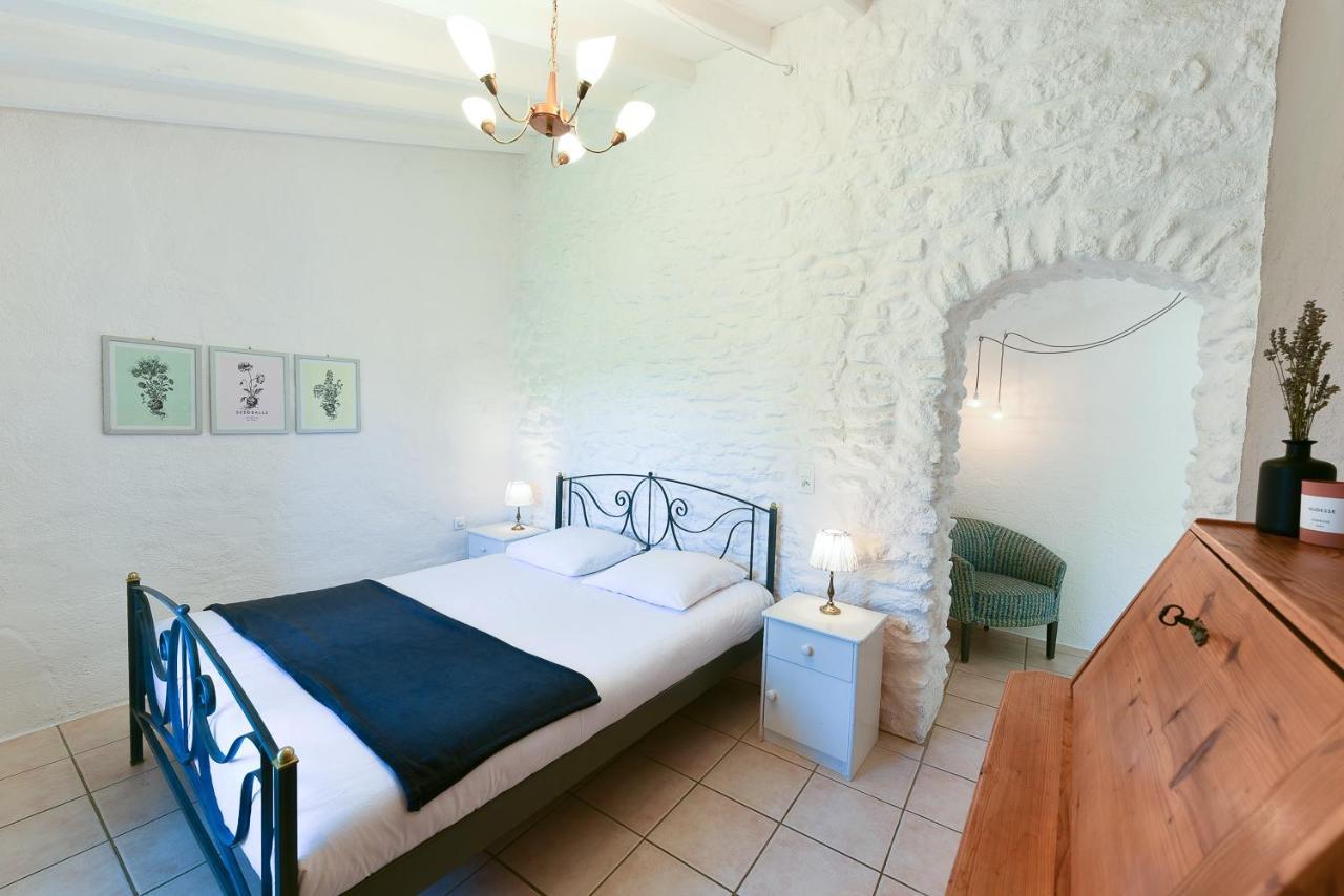 Auberge La Plaine Chabrillan Exteriér fotografie